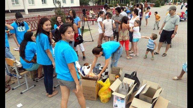 Honorable mention: "Food and Books Drive to Support the Kids!"