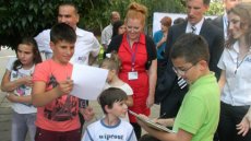 Reading Connects Communities in the U.S. and Macedonia