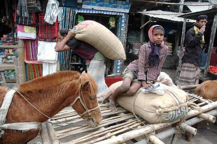 Market scene in Kurigram, North Bengal