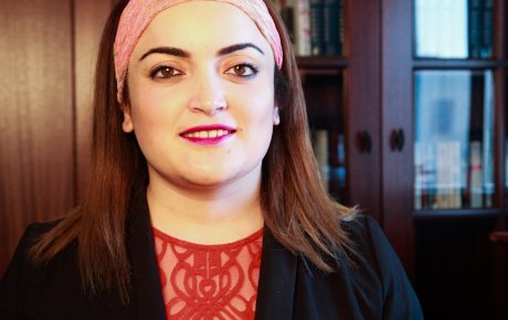 Headshot photo of Ahlem Nasraoui