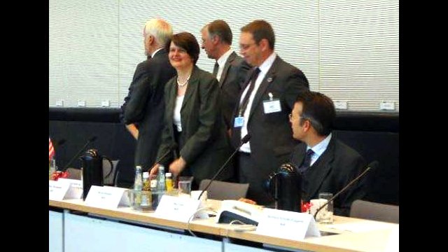 Berlin Day, May 27, 2011: Members of the Bundestag and the U.S. Ambassador at a panel discussion with CBYX students.