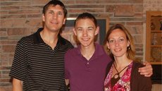 NSLI-Y Participant Grant J. with his parents.